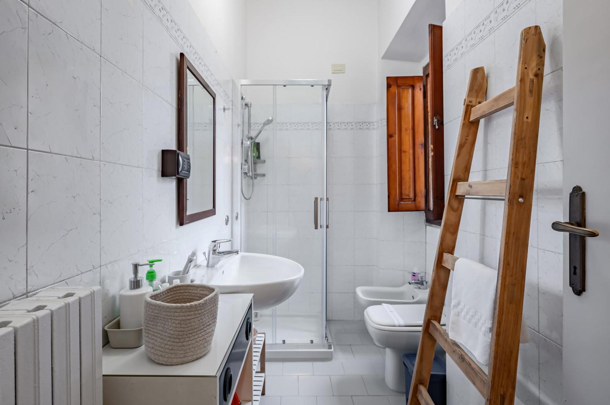 Beccaria & Sant'Ambrogio Lovely Apartment Флоренция Екстериор снимка